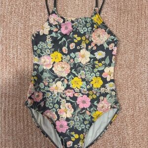 Art Class One Piece Swimsuit Floral Design / Size XL 14-16